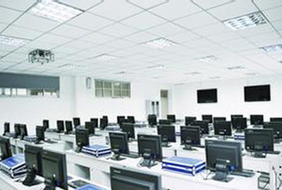 宜宾三峡机电学校计算机应用专业 技术服务的实践与应用